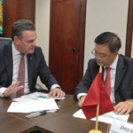 China: ministro da Agricultura se reúne com delegação para fortalecer parceria comercial